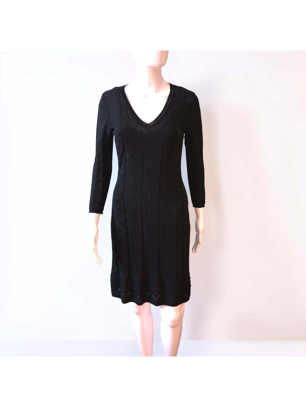 M Missoni Black Textured Zigzag Open Knit V-Neck Sheath Dress Sz S
